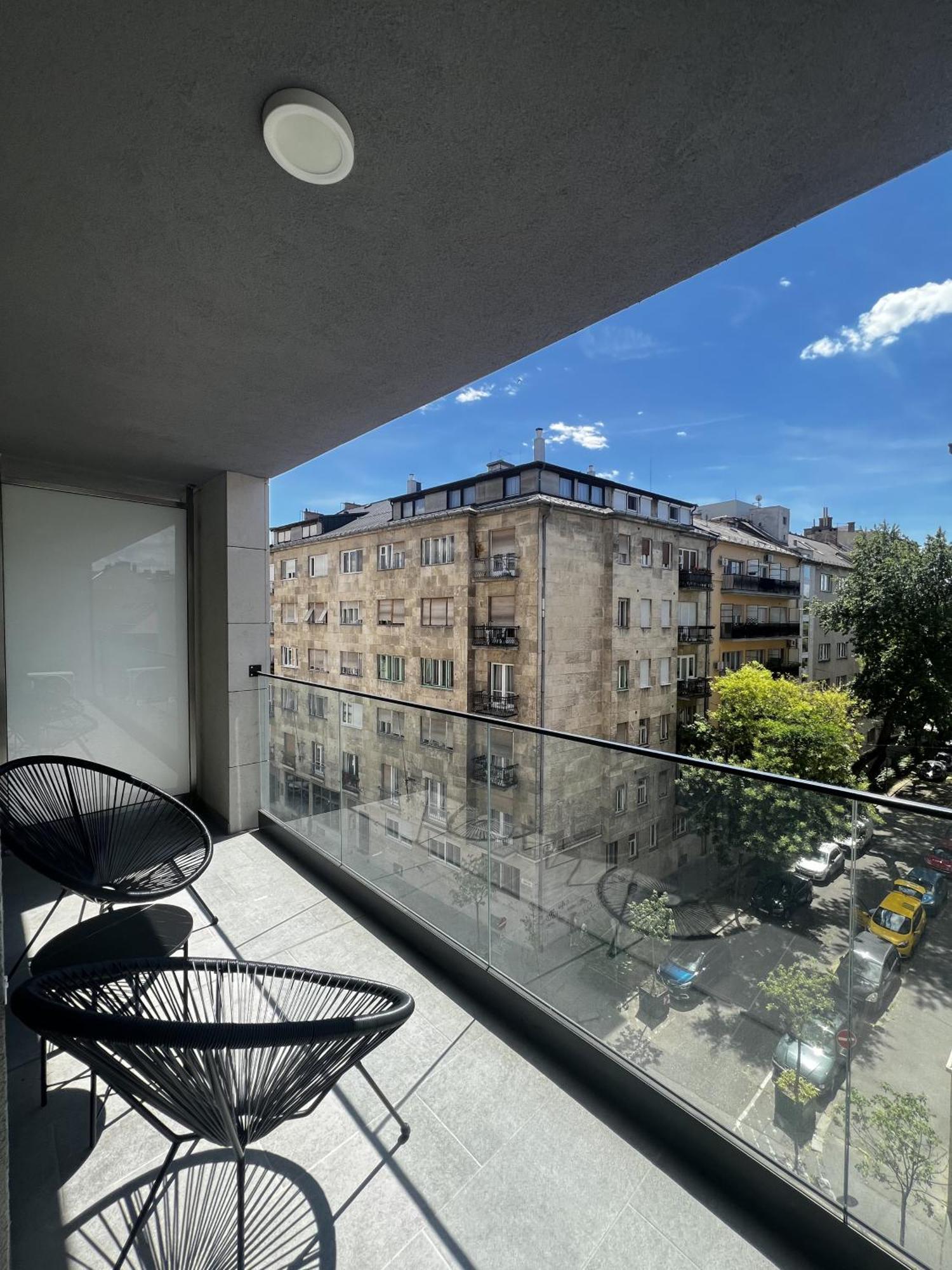 The Riverhouse بودابست المظهر الخارجي الصورة